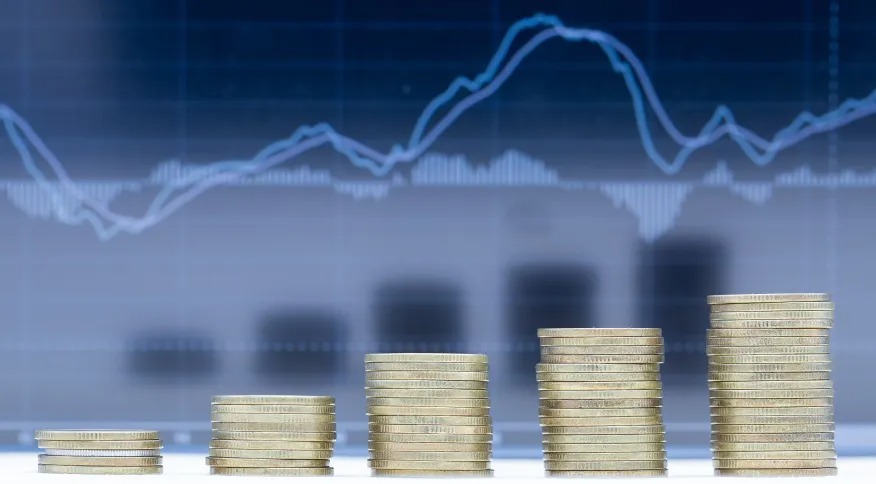 Melhora da nota do Brasil pela Fitch reflete cenário econômico positivo, dizem economistas